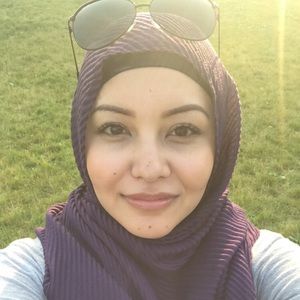 Meet your Posher, Zohra